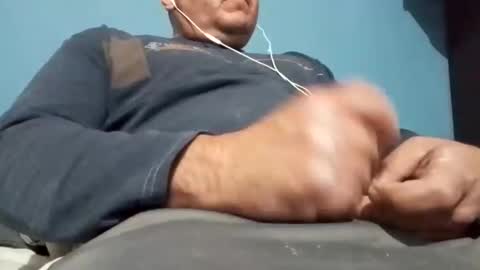 Snapshot of cumbian_chero chatting on February 24, 5:11 am cumbian_chero online show from February 24, 5:11 am