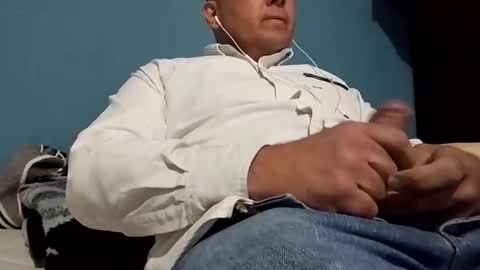 Snapshot of cumbian_chero chatting on February 25, 1:52 am cumbian_chero online show from February 25, 1:52 am