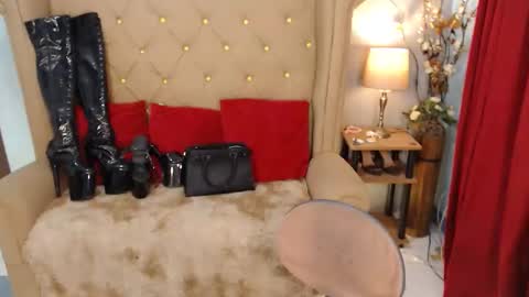 Snapshot of cumdisputedfia chatting on February 17, 1:58 am cumdisputedfia online show from February 17, 1:58 am