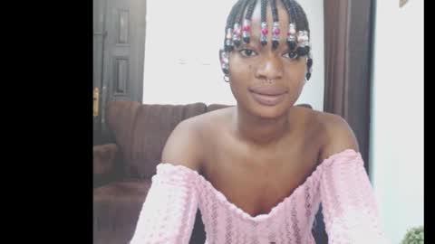 cumebony_petit online show from March 13, 6:42 am