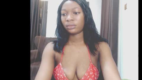 cumebony_petit online show from March 19, 6:39 am