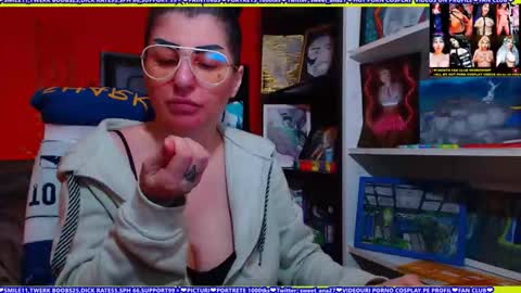 cuminmenowbby online show from April 7, 6:08 pm