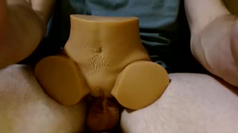 Snapshot of cumshard35 chatting on December 8, 3:13 pm cumshard35 online show from December 8, 3:13 pm