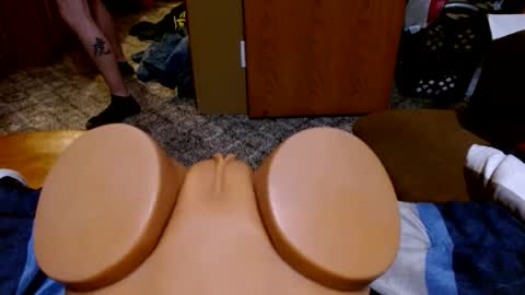 Snapshot of cumshard35 chatting on April 7, 1:50 am cumshard35 online show from April 7, 1:50 am