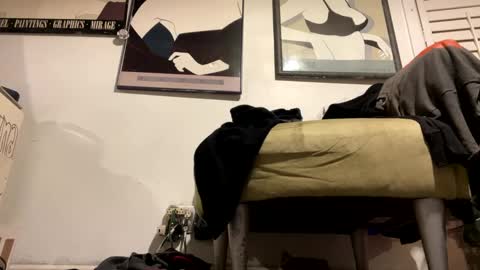 Snapshot of cumsinmealot chatting on February 8, 5:40 am Aprilia online show from February 8, 5:40 am