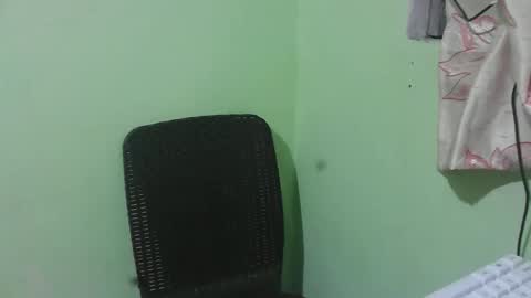 cumwhore4uxox online show from November 10, 10:03 am