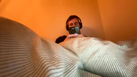 Snapshot of cumxdaddy chatting on September 18, 4:14 am cumxdaddy online show from September 18, 4:14 am