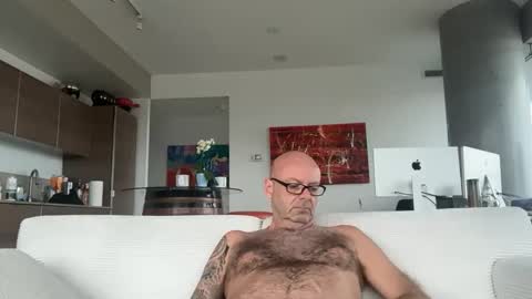 Love to please a woman for hours - Please PM online show from April 29, 6:47 pm