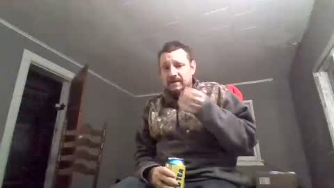 Snapshot of cuntreeboy68 chatting on February 15, 2:15 am Bash online show from February 15, 2:15 am