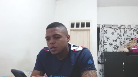 dominic and julieta... independent models online show from March 7, 10:45 am