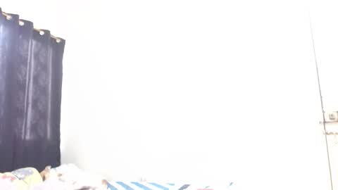 dominic and julieta... independent models online show from February 4, 12:55 pm