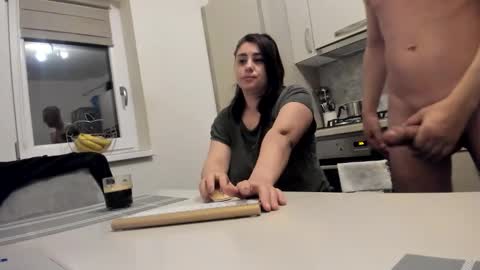 maria  alex online show from April 8, 1:05 am