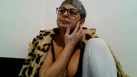 Snapshot of cuplu4346529860 chatting on January 7, 6:03 pm couple online show from January 7, 6:03 pm