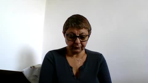 Snapshot of cuplu4346529860 chatting on October 14, 8:37 am couple online show from October 14, 8:37 am