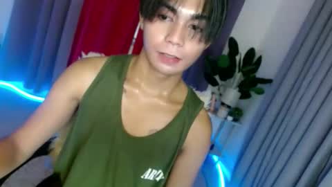 Xyrien online show from March 28, 7:19 am