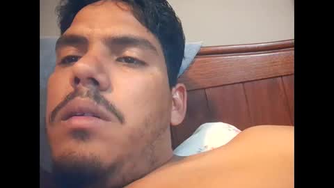 Snapshot of cuquero33 chatting on April 30, 2:56 pm cuquero33 online show from April 30, 2:56 pm