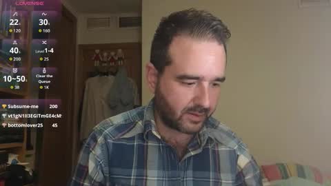 curiosillo1983 online show from October 16, 9:05 pm