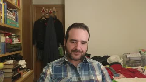curiosillo1983 online show from May 23, 7:18 pm