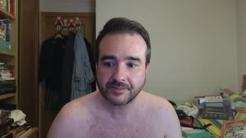 curiosillo1983 online show from May 25, 4:35 pm