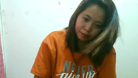 Snapshot of curious_girl247 chatting on January 14, 3:43 am curious_girl247 online show from January 14, 3:43 am