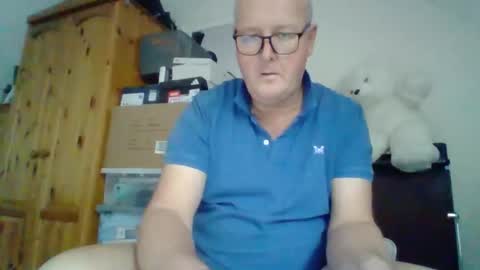 curiousax77 online show from November 24, 1:00 pm