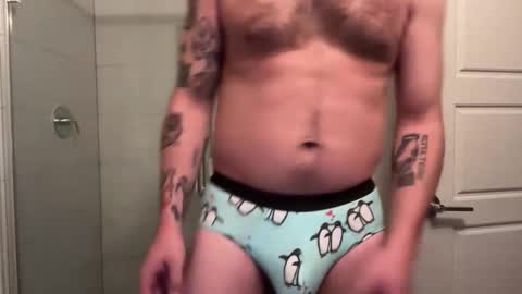 Snapshot of curiousbwcc chatting on October 31, 3:18 am curiousbwcc online show from October 31, 3:18 am