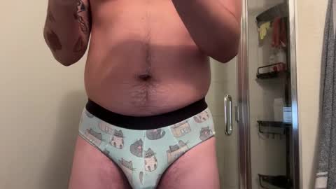 Snapshot of curiousbwcc chatting on December 17, 11:33 pm curiousbwcc online show from December 17, 11:33 pm