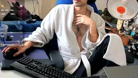 Snapshot of curiousgenie chatting on February 9, 7:34 am curiousgenie online show from February 9, 7:34 am