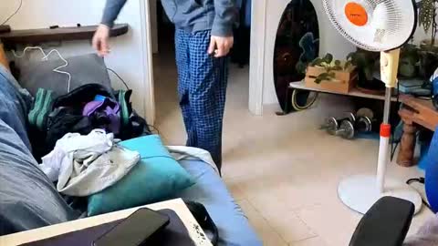 Snapshot of curiousgenie chatting on March 18, 9:01 am curiousgenie online show from March 18, 9:01 am