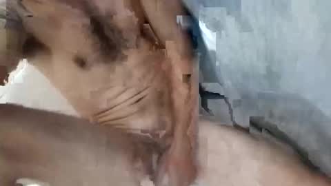 Snapshot of curiousguyhere6 chatting on November 10, 5:06 am curiousguyhere6 online show from November 10, 5:06 am