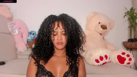 Curly  -  OF- CURLY SWEETT online show from June 5, 11:27 am