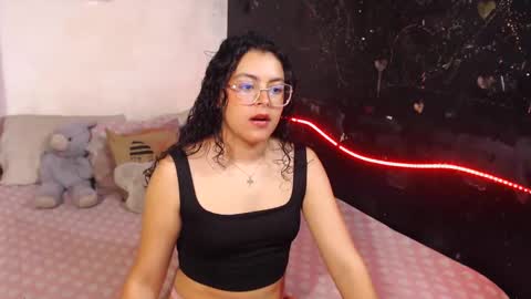 Max and Cata online show from December 4, 1:58 am