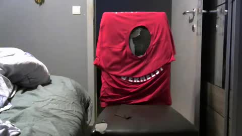 curlyfurly online show from December 5, 5:31 pm