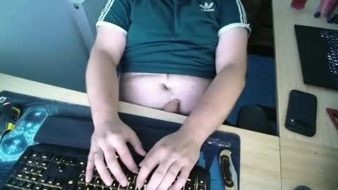 currycake online show from July 24, 1:31 pm