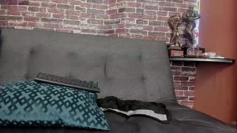 Snapshot of curt_x chatting on December 29, 1:56 am Curt online show from December 29, 1:56 am