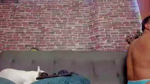 Snapshot of curt_x chatting on February 20, 2:29 am Curt online show from February 20, 2:29 am