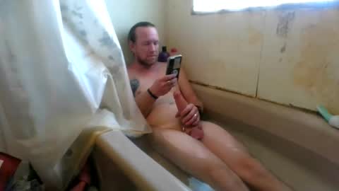 Snapshot of curtish1 chatting on November 11, 8:53 pm Big fat cock online show from November 11, 8:53 pm