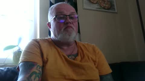 curtus14 online show from March 19, 4:44 pm