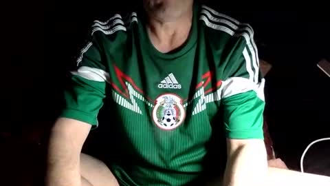 curvelover1977 online show from November 22, 11:48 pm