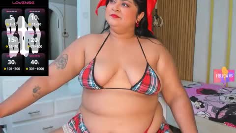 Snapshot of curvy_beauty_ chatting on October 23, 11:31 am Hanna online show from October 23, 11:31 am