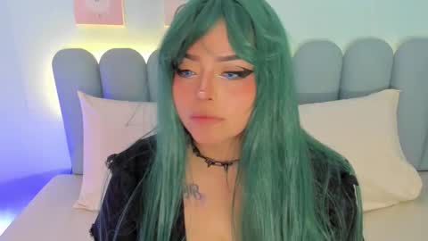 Snapshot of curvy_rousi chatting on November 18, 11:36 am Rosie online show from November 18, 11:36 am