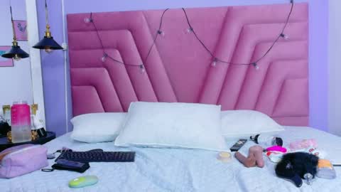 Michel  online show from April 13, 7:41 pm