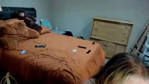 Hazel online show from October 7, 1:58 am