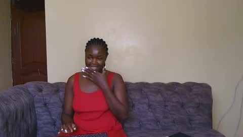 Snapshot of curvyebony1 chatting on February 4, 6:36 am curtis online show from February 4, 6:36 am