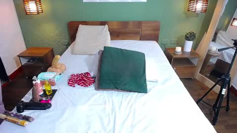 Danna online show from December 24, 2:54 am