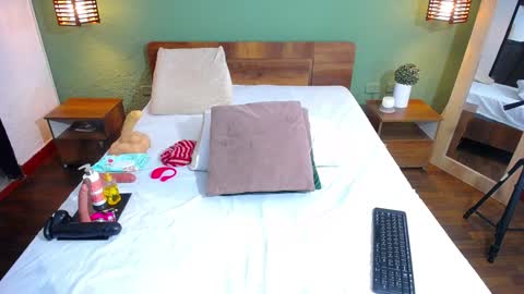 Danna online show from January 18, 7:15 pm