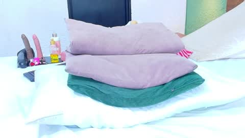 Danna online show from February 7, 6:45 am