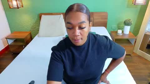 Danna online show from February 17, 1:53 pm