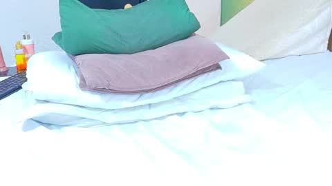 Danna online show from February 21, 10:15 pm