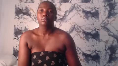 curvyj255 online show from July 18, 12:48 am